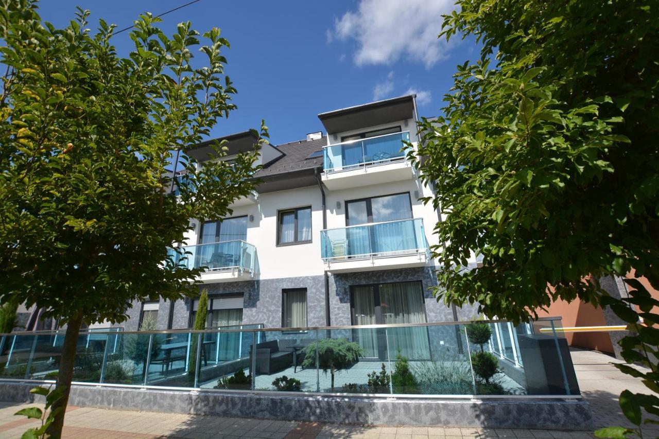 Bibor Apartman Sarvar Exterior photo