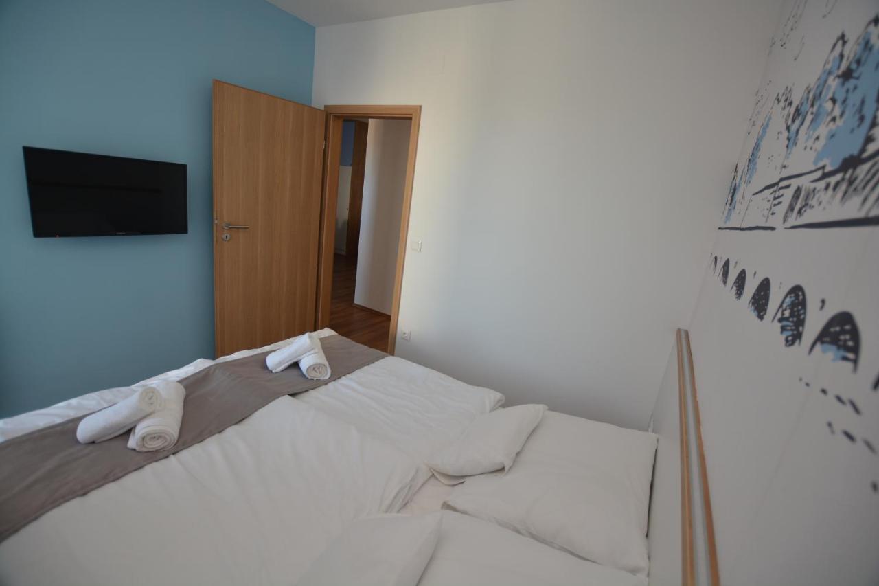 Bibor Apartman Sarvar Exterior photo