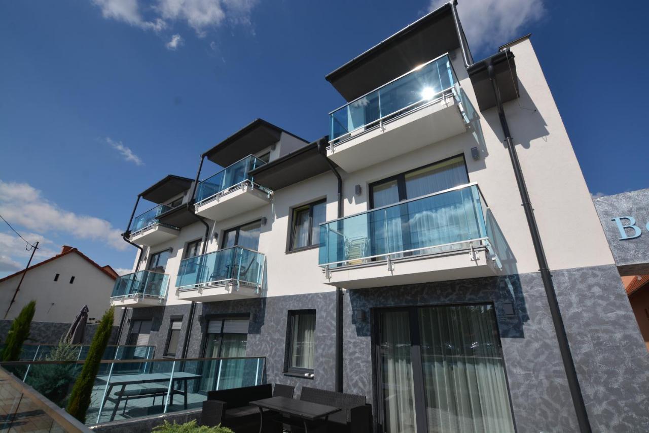 Bibor Apartman Sarvar Exterior photo